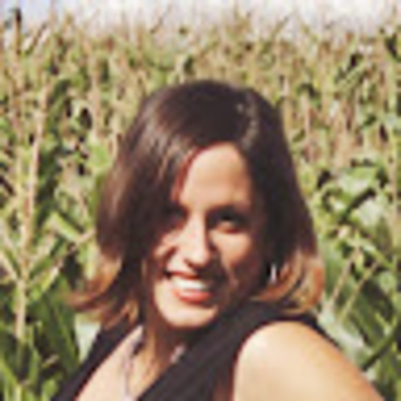 Meet the Posher Other - Meet your Posher, Carolina
